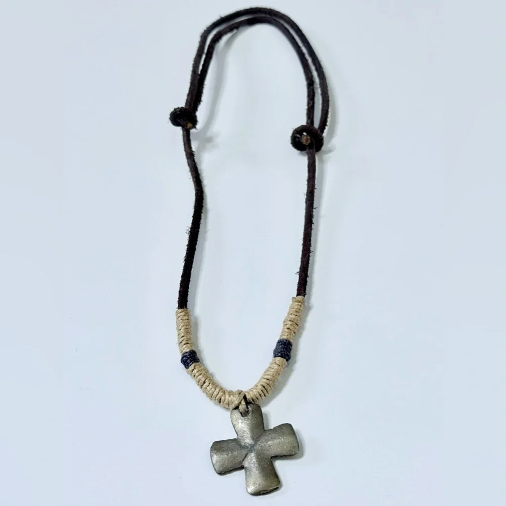 🌟Earth Elements Rustic Cross Pendant Necklace